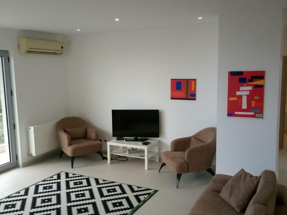 Appartamento Sara Sea View Olimp Esterno foto